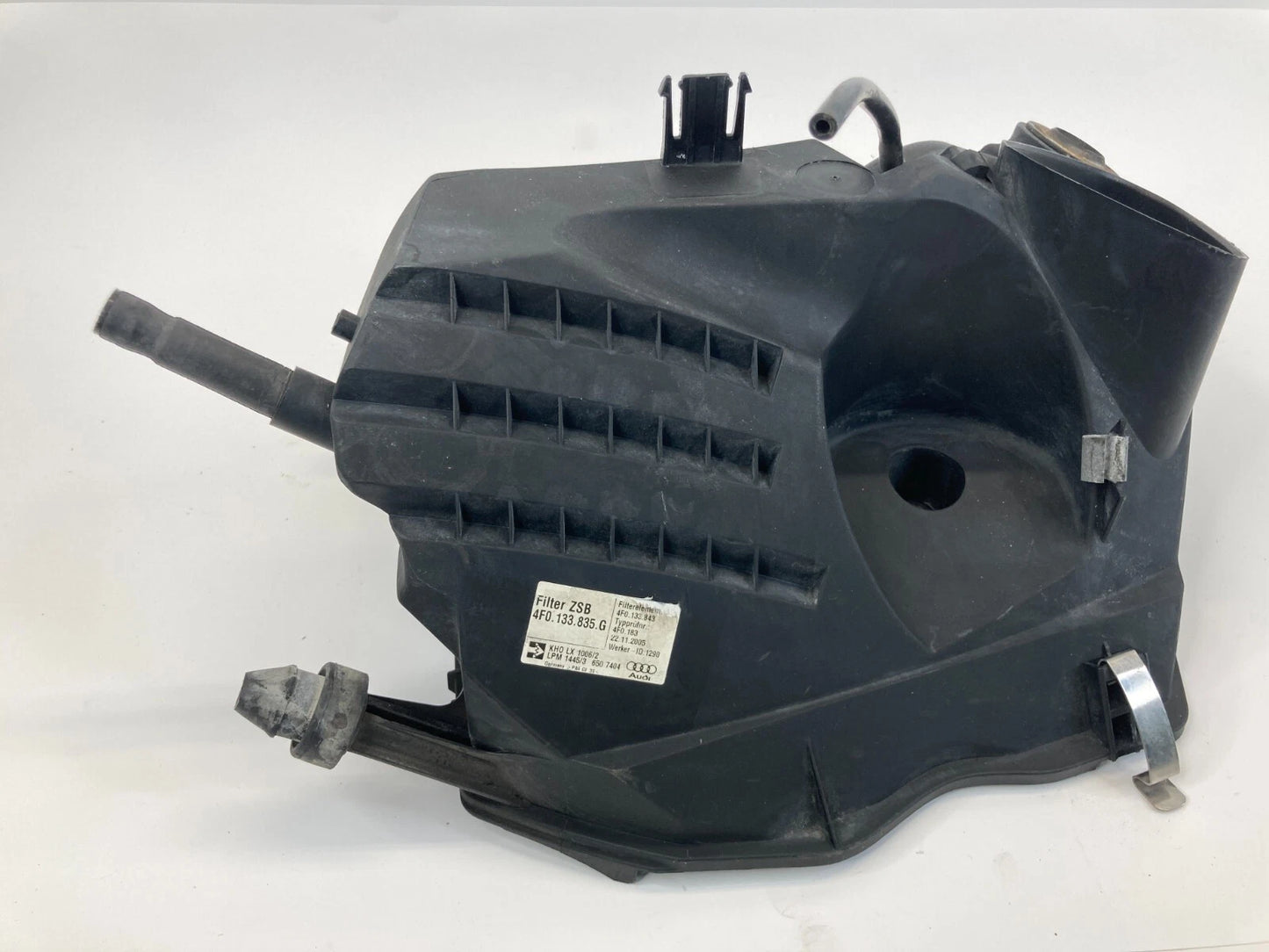 06-11 AUDI A6 05-08 A6QUATTRO 3.2L AIR INTAKE CLEANER FILTER BOX COVER 4F0133835