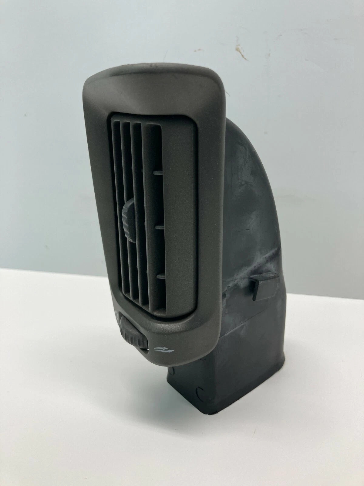 01-03 VOLVO S60 99-03 S80 LEFT DRIVER B PILLAR AC HEATER AIR VENT NOZZLE DUCT LH