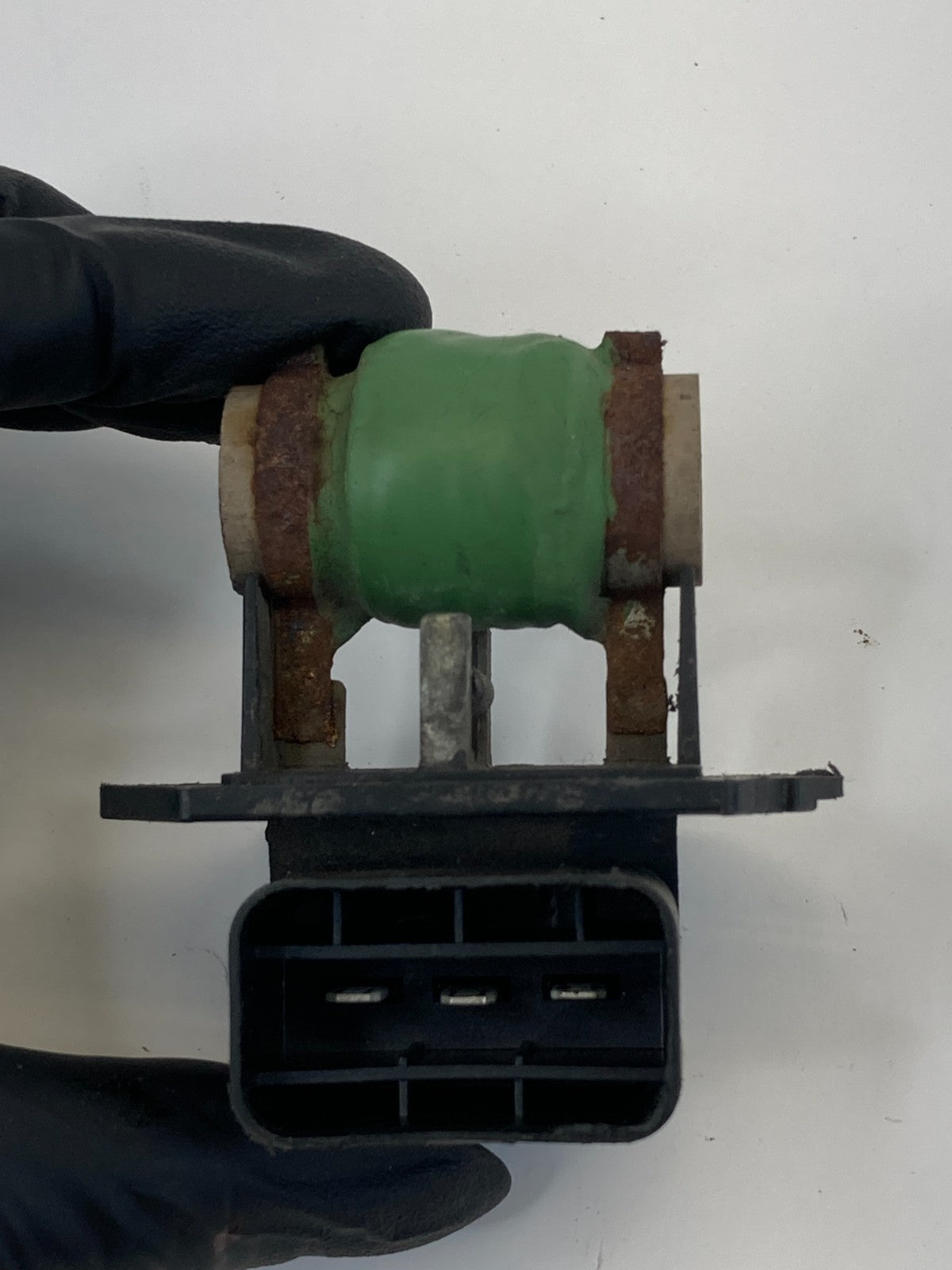 2012 2013 2014 Hyundai Accent 1.6L L4Engine Radiator Cooling Fan Resistor OEM