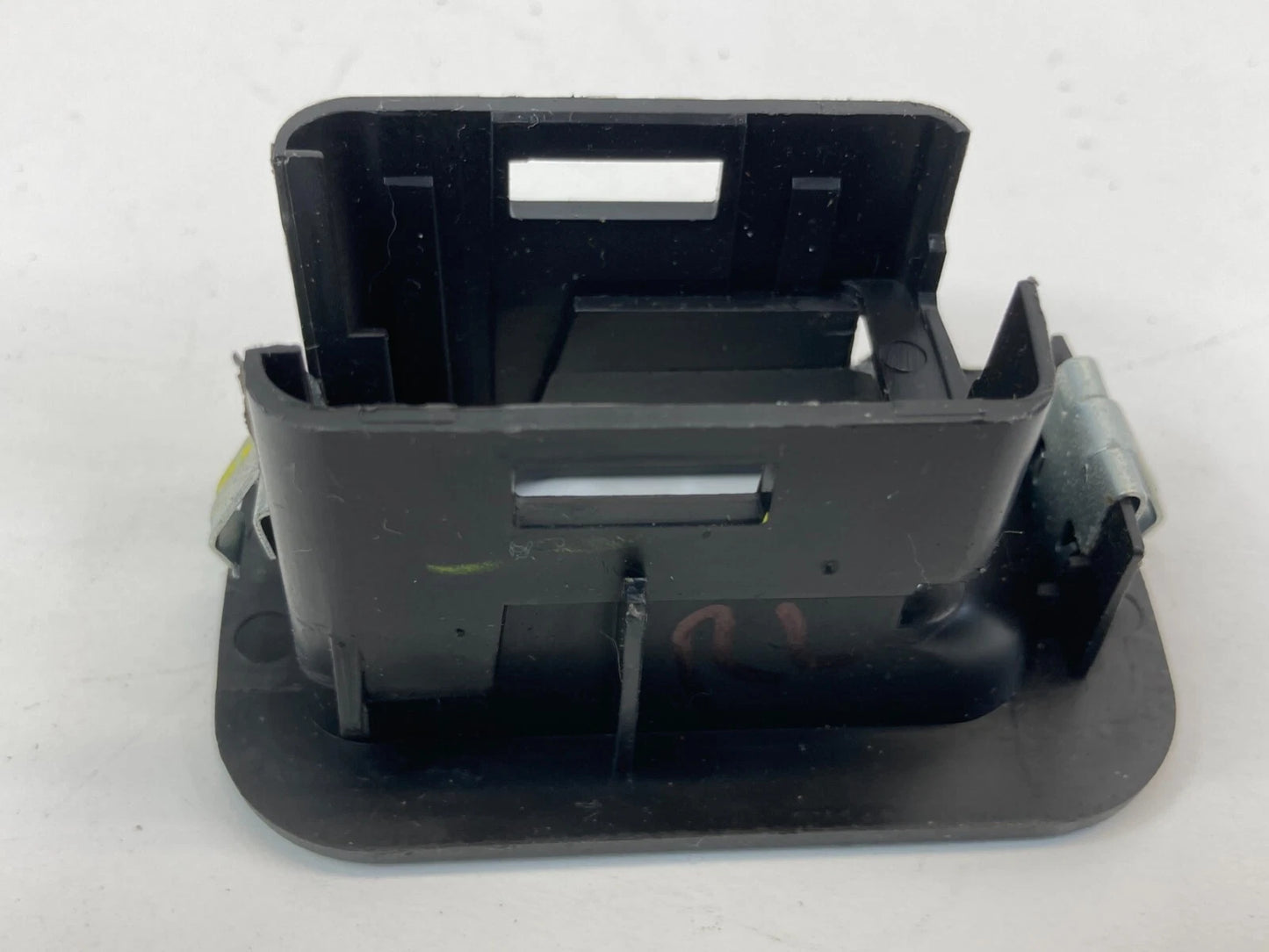 2005-2010 PONTIAC G6 REAR LEFT SIDE BACK DOOR WINDOW SWITCH COVER TRIM BEZEL OEM