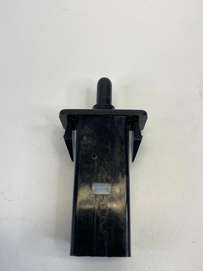 1998-2005 LEXUS GS300 1998-2000 GS400 GLOVE BOX INTERIOR LIGHT LAMP SWITCH OEM