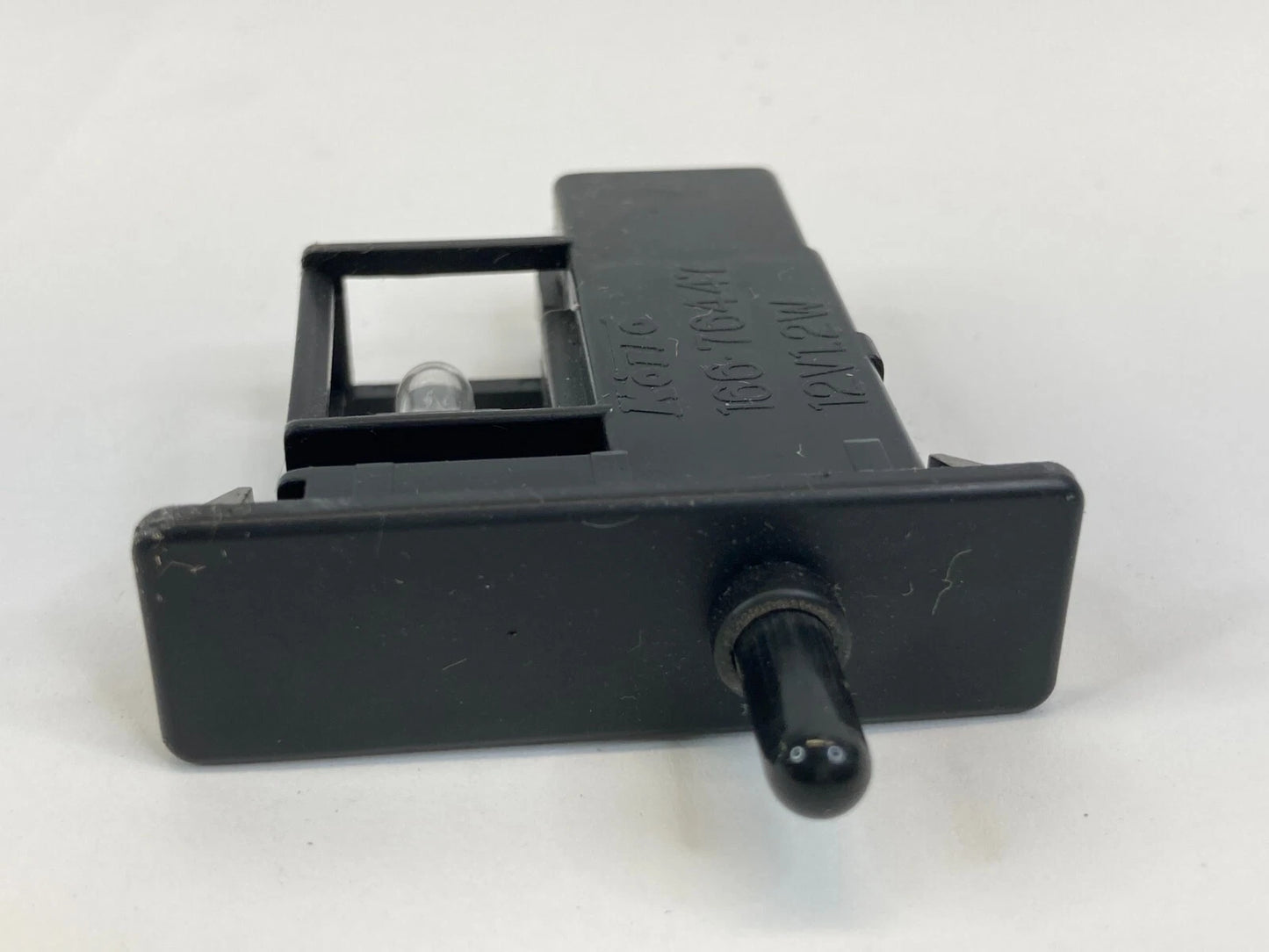 2007-2009 TOYOTA TUNDRA FRONT GLOVE BOX LIGHT LAMP CONTROL SWITCH 81260-33030