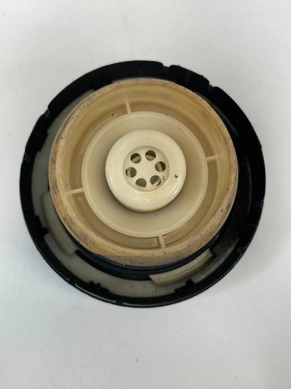 1993 94 95 96 97 98 1999 LEXUS GS300 FUEL FILLER GAS TANK LID CAP COVER OEM