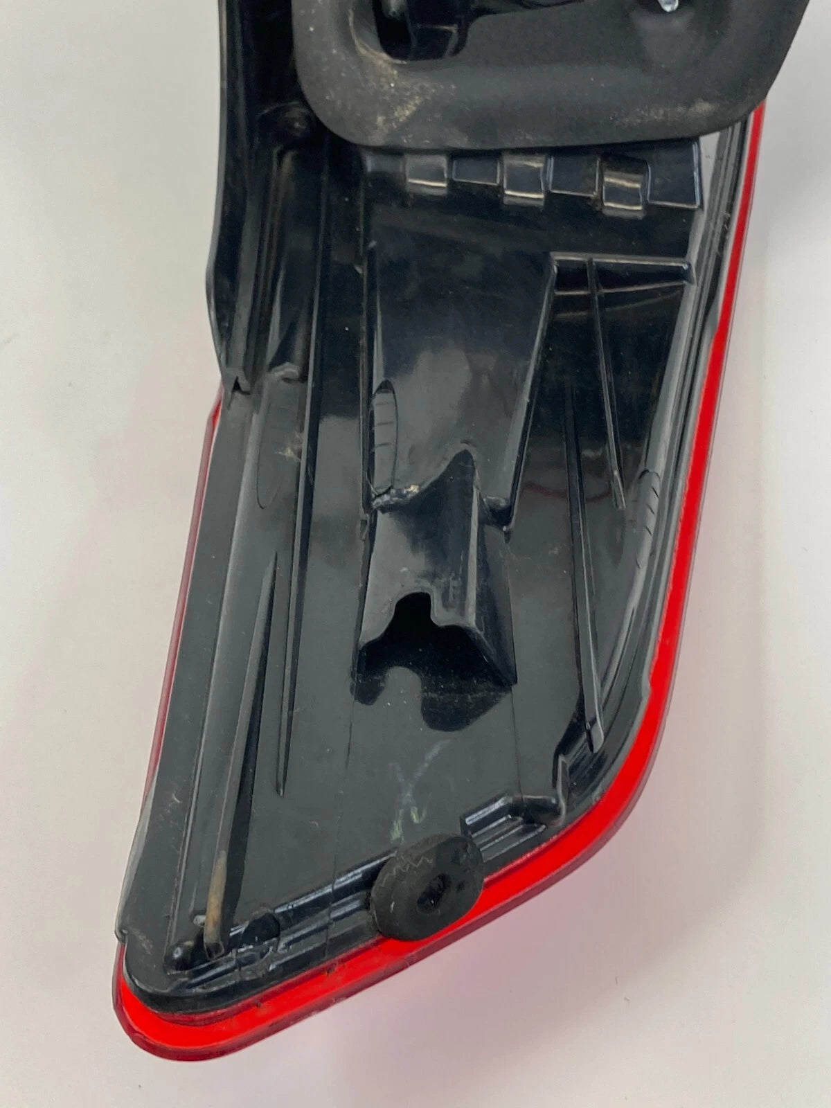 2012 2013 KIA OPTIMA REAR RIGHT PASSENGER OUTER TAIL LIGHT TAILLIGHT 92402-4C000