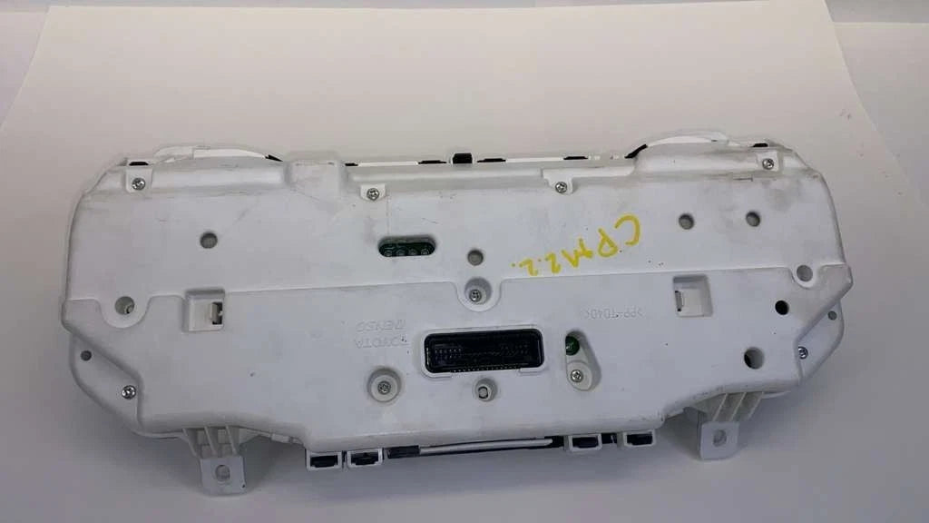2008-2010 TOYOTA SIENNA DASH INSTRUMENT CLUSTER SPEEDOMETER GAUGES 230.286 MILES