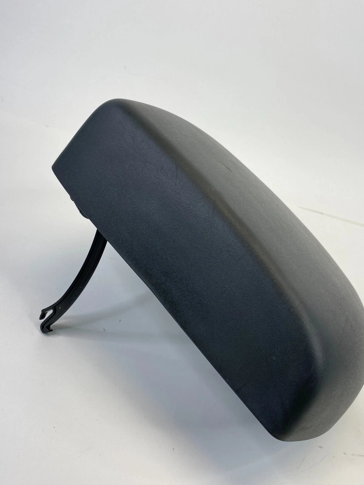 2007-2012 NISSAN SENTRA CENTER CONSOLE ARMREST STORAGE ARM REST LID COVER OEM