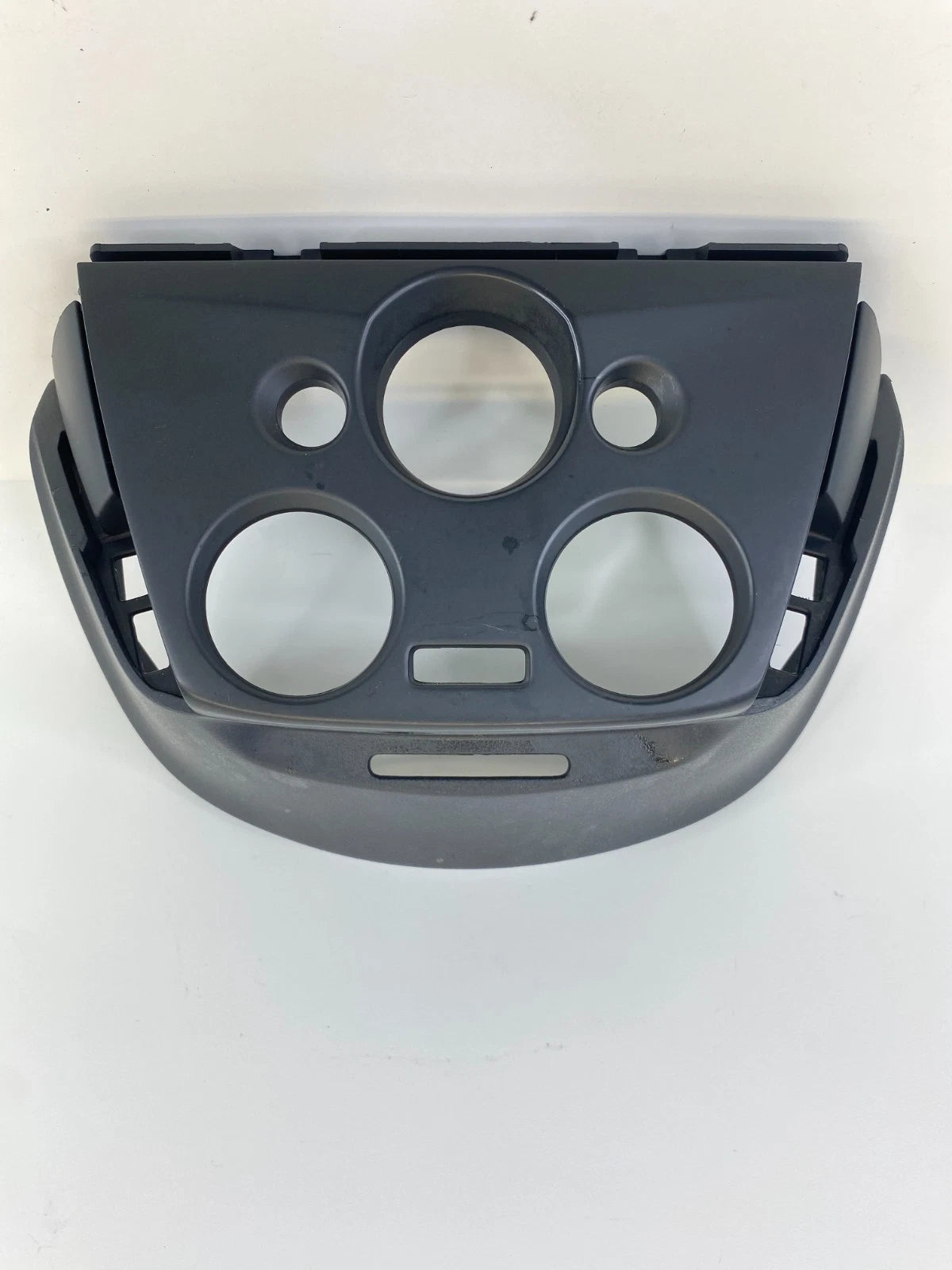 2015-2019 Nissan Versa Lower Center Dash Climate Control Bezel Panel Assy OEM