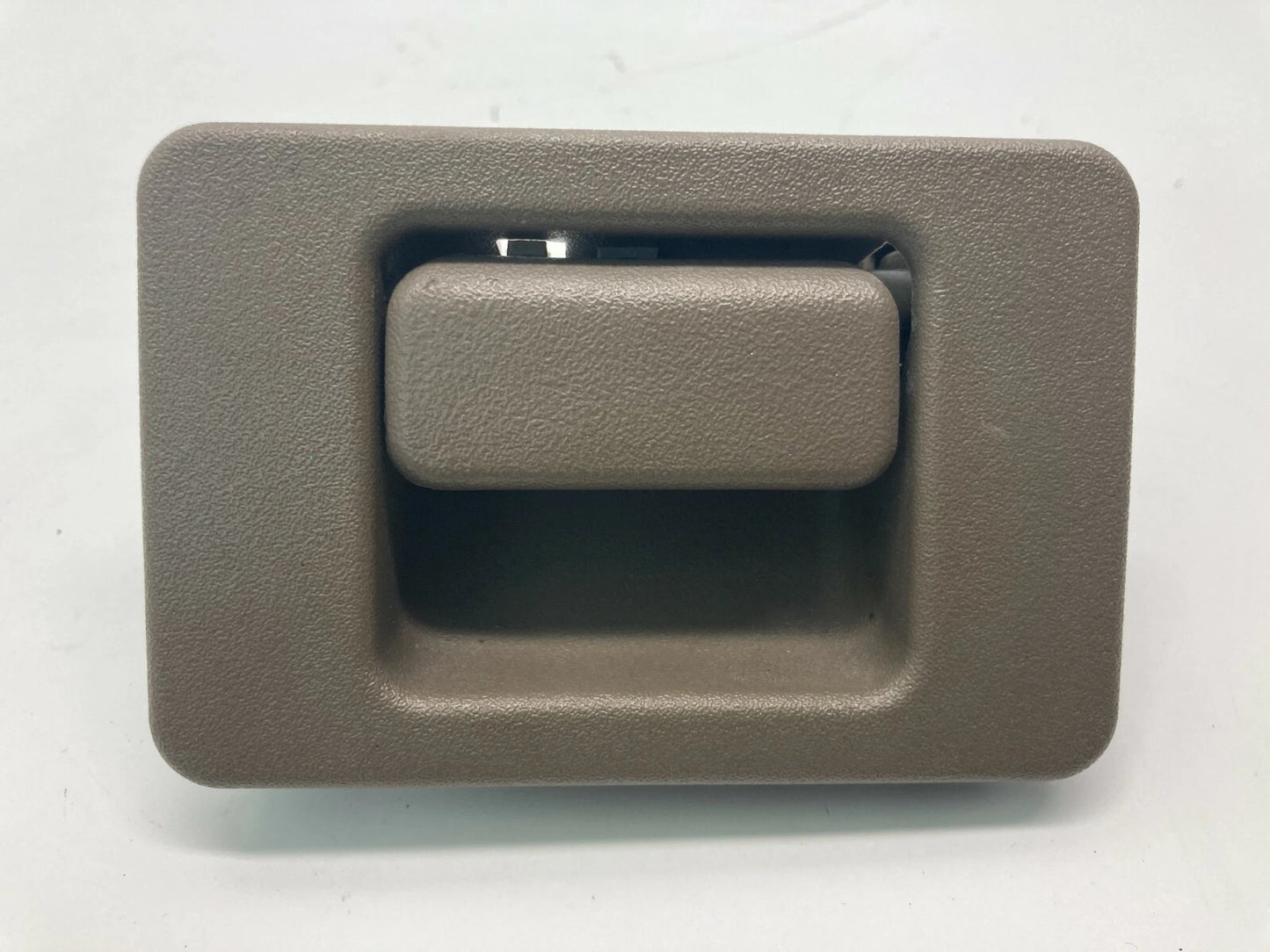 02 03 04 05 MERCURY MOUNTAINEER FORD EXPLORER GLOVE BOX DOOR LATCH HANDLE LOCK
