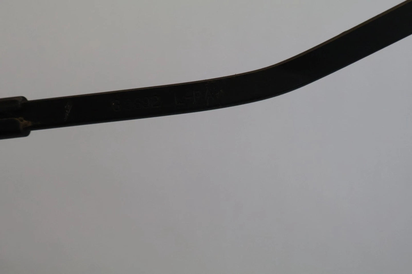2006-2011 HYUNDAI ACCENT FRONT WINDSHIELD WIPER ARM PAIR SET OEM