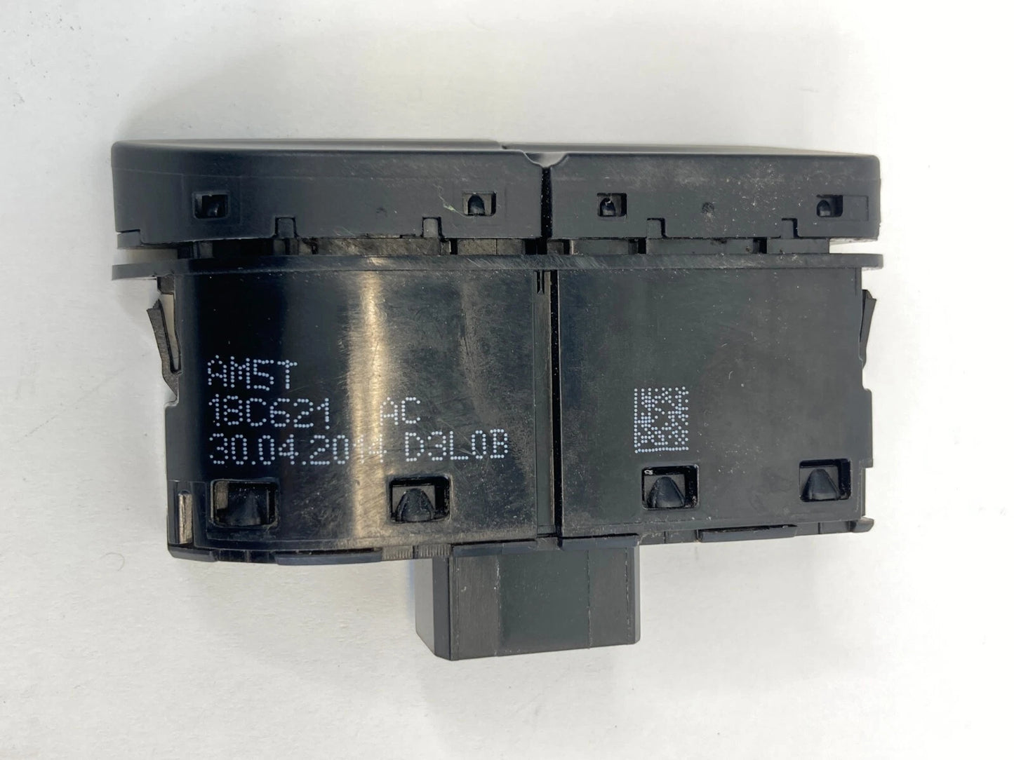 2014-2018 FORD TRANSIT CONNECT BACK GLASS DEFROSTER BUTTON SWITCH ASSY 18C621-AC