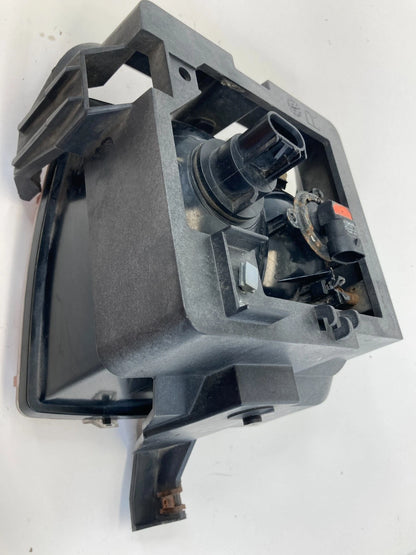 2003-2007 CADILLAC CTS FRONT RIGHT PASSENGER FOG & PARK TURN SIGNAL LIGHT LAMP