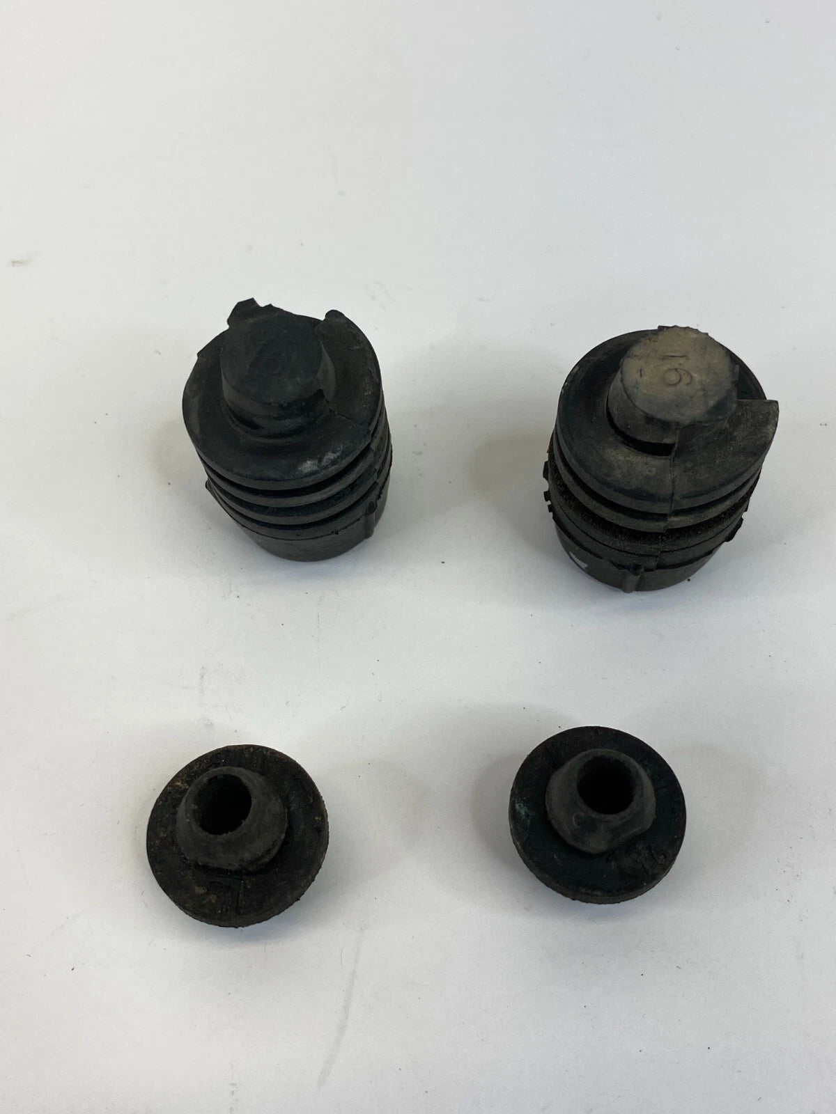 1998-2002 HONDA ACCORD COUPE HOOD BUMPER RUBBER ADJUSTMENT STOPPER CUSHION SET