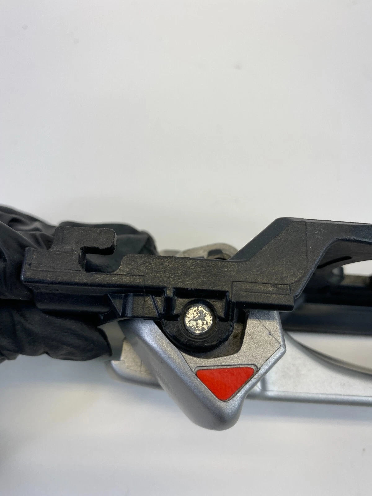 2012-2014 HYUNDAI ACCENT REAR LEFT SIDE INTERIOR DOOR HANDLE 83613-RB000 OEM