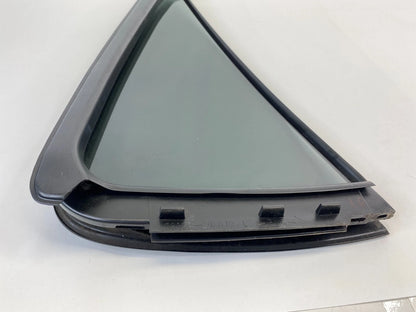 2001-2007 TOYOTA SEQUOIA REAR LEFT DOOR QUARTER WINDOW GLASS FIXED 68189-0C010