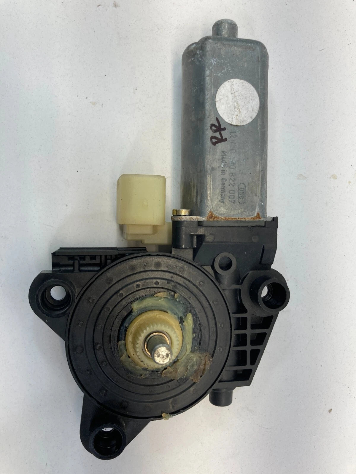 2001-2005 MERCEDES-BENZ C320 REAR RIGHT SIDE DOOR WINDOW MOTOR RR RH A2038203042