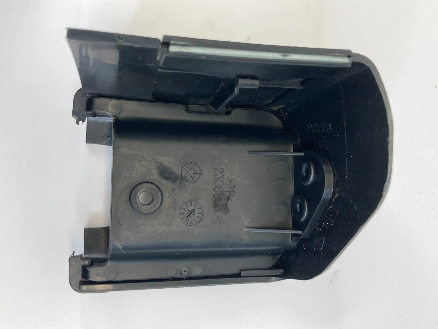 2013-2016 DODGE DART FRONT LEFT DRIVER SIDE SEAT TRACK END COVER TRIM CAP OEM