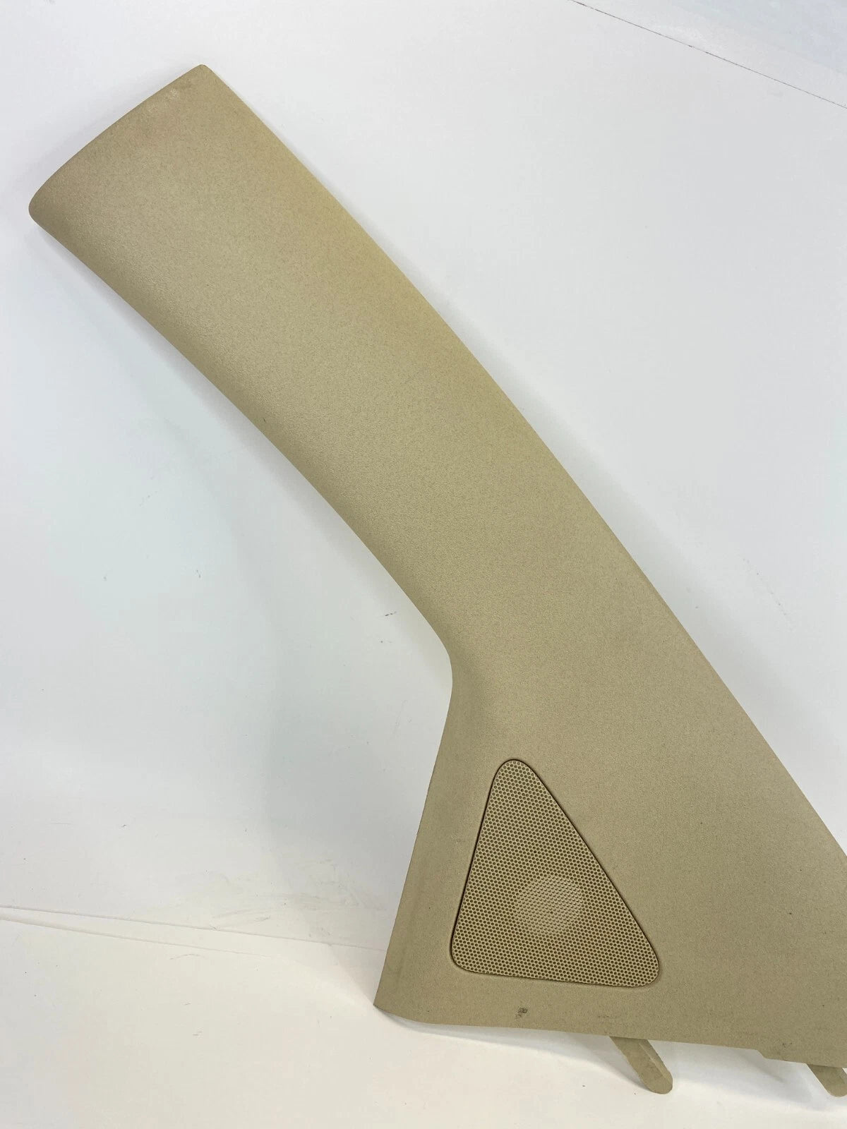 98-10 VOLKSWAGEN NEW BEETLE LEFT DRIVER SIDE A PILLAR COVER TRIM 1C0-867-233Q