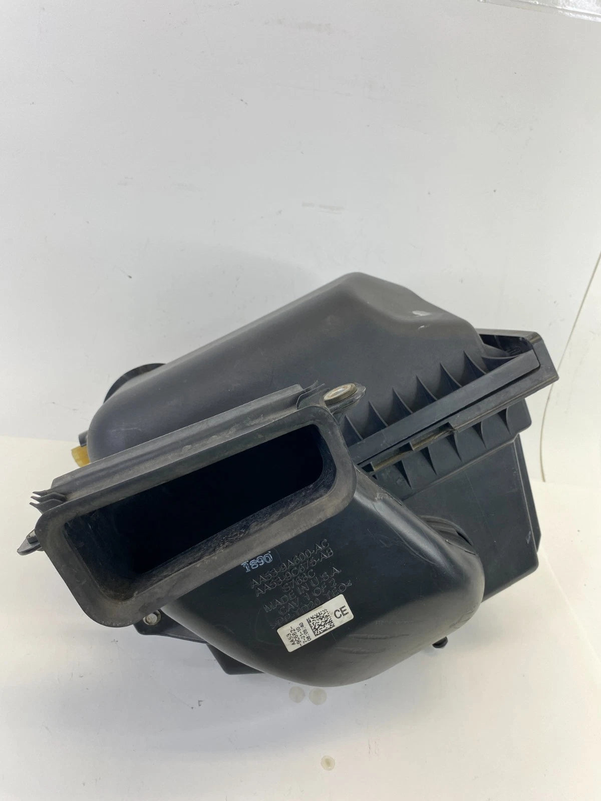 2010-2019 FORD TAURUS 3.5L ENGINE AIR CLEANER INTAKE FILTER BOX AA53-9C662-CE