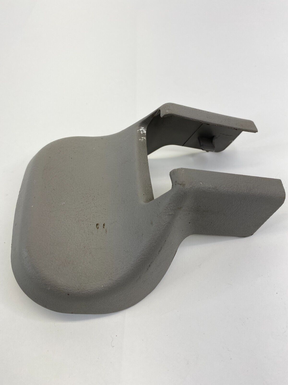 2001-2004 Toyota Sequoia Front Seat Right Side Rear Track End Cover 72137-0C160