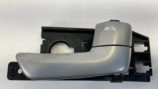 05-10 KIA SPORTAGE REAR RIGHT PASSENGER INNER DOOR HANDLE SILVER OEM 82613-1F000