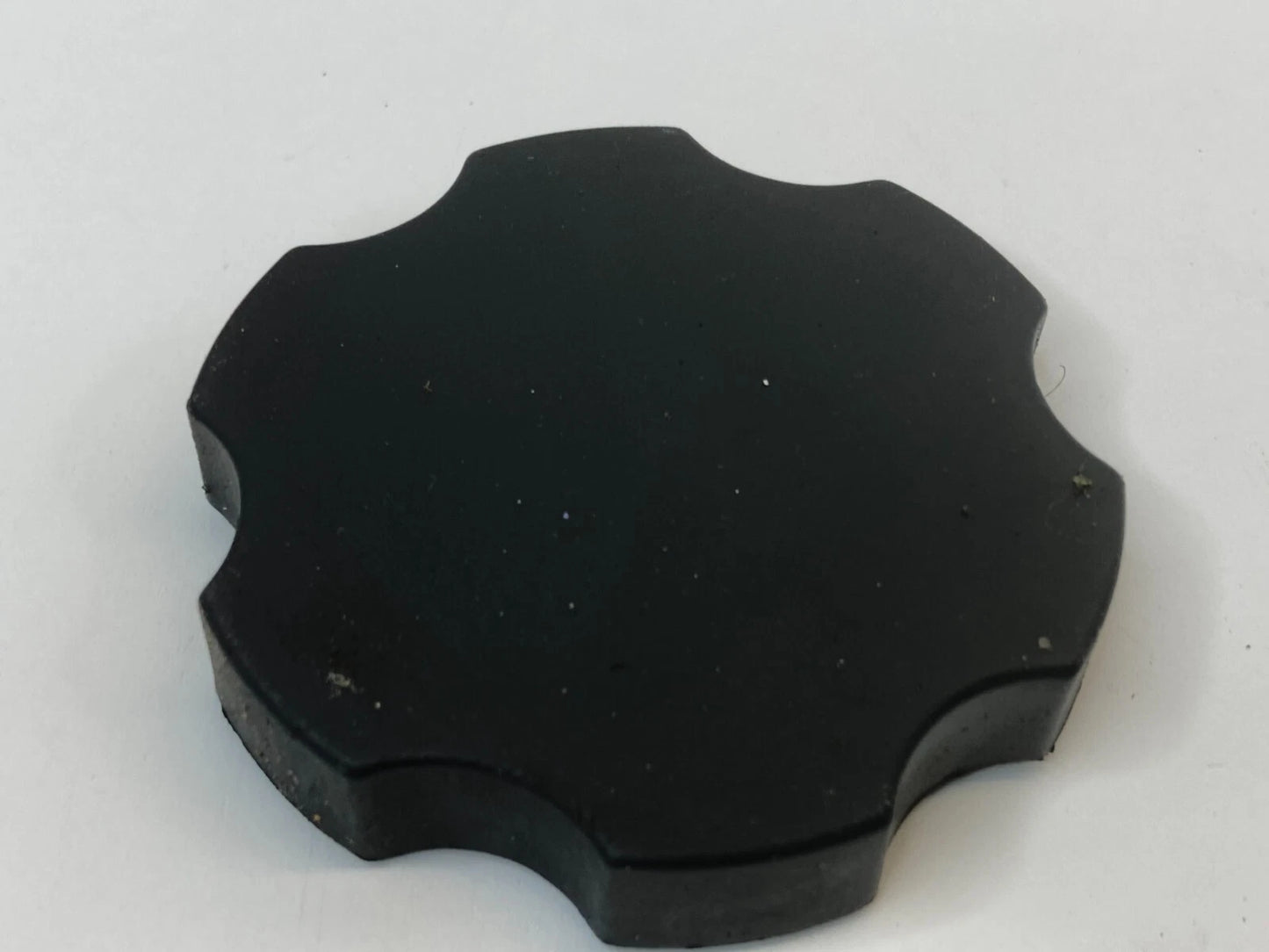 2001-2005 PONTIAC AZTEK BRAKE FLUID MASTER CYLINDER RESERVOIR COVER LID CAP OEM