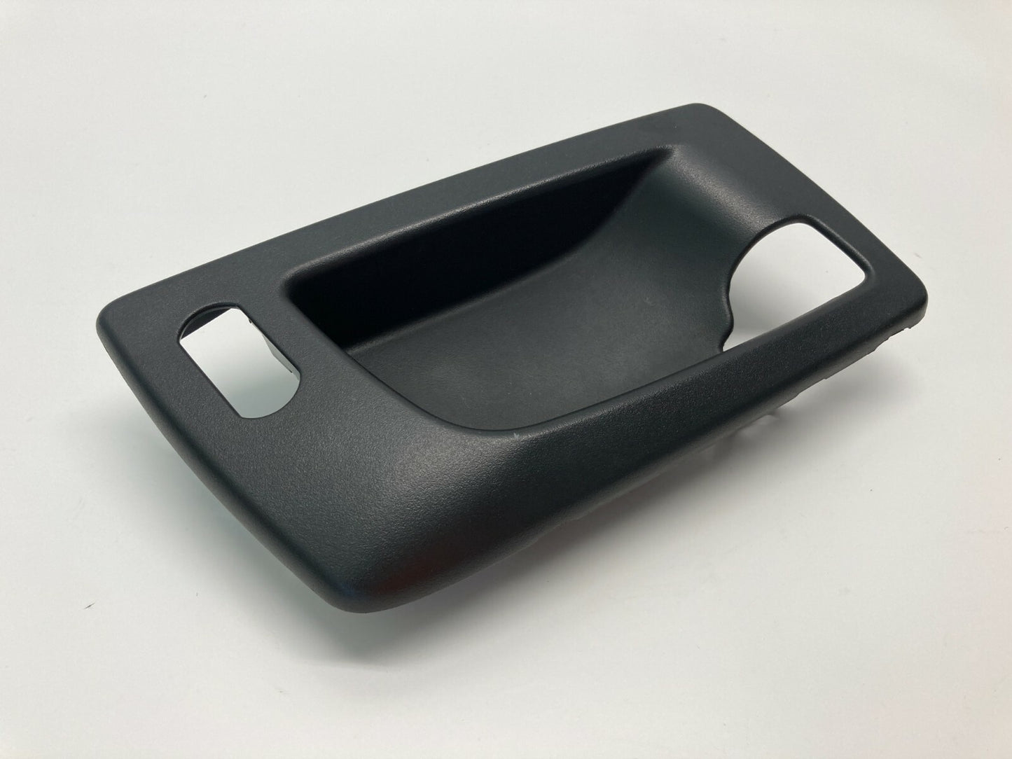 03-07 Cadillac CTS Front Passenger Side Interior Door Handle Bezel 25752962 OEM