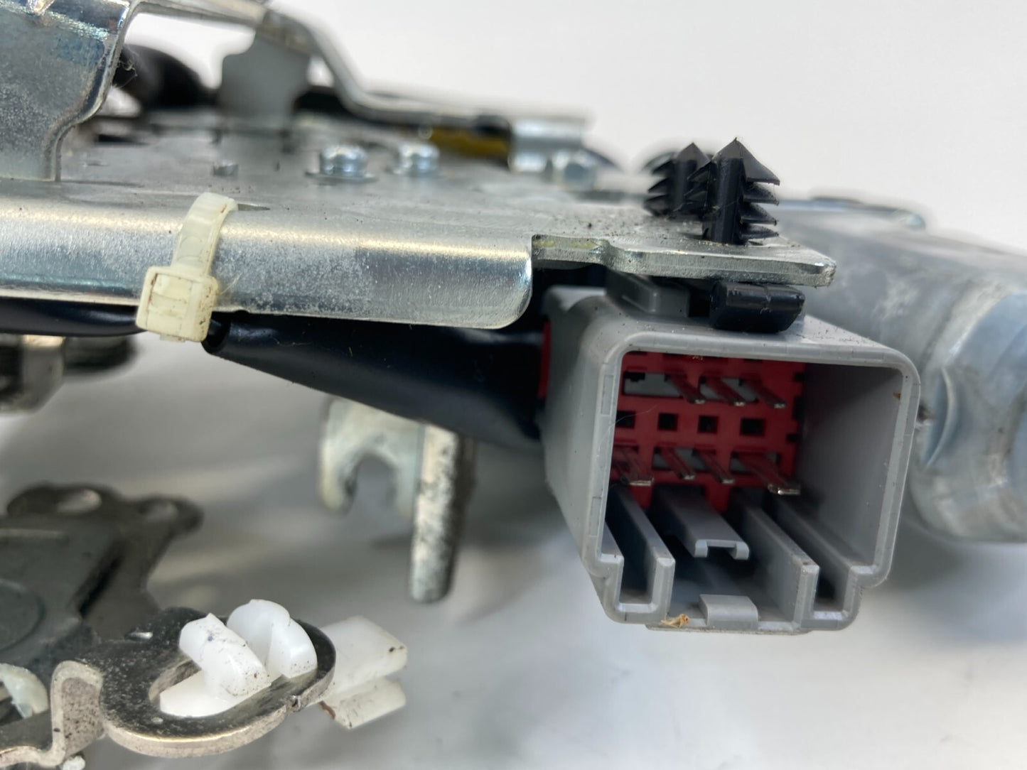 09-16 Chrysler Town & Country Liftgate Tailgate Trunk Lock Latch Actuator Motor