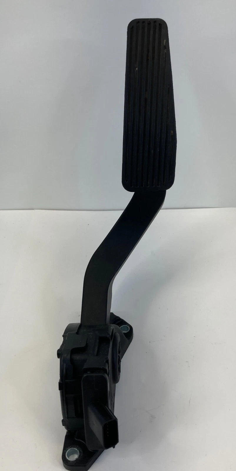 2008-2023 DODGE CHARGER ACCELERATOR GAS PEDAL ASSEMBLY 04861714AB OEM