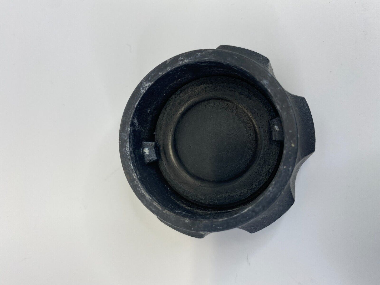 2009 2010 2011 Kia Borrego Engine Coolant Tank Reservoir Cover Cap OEM