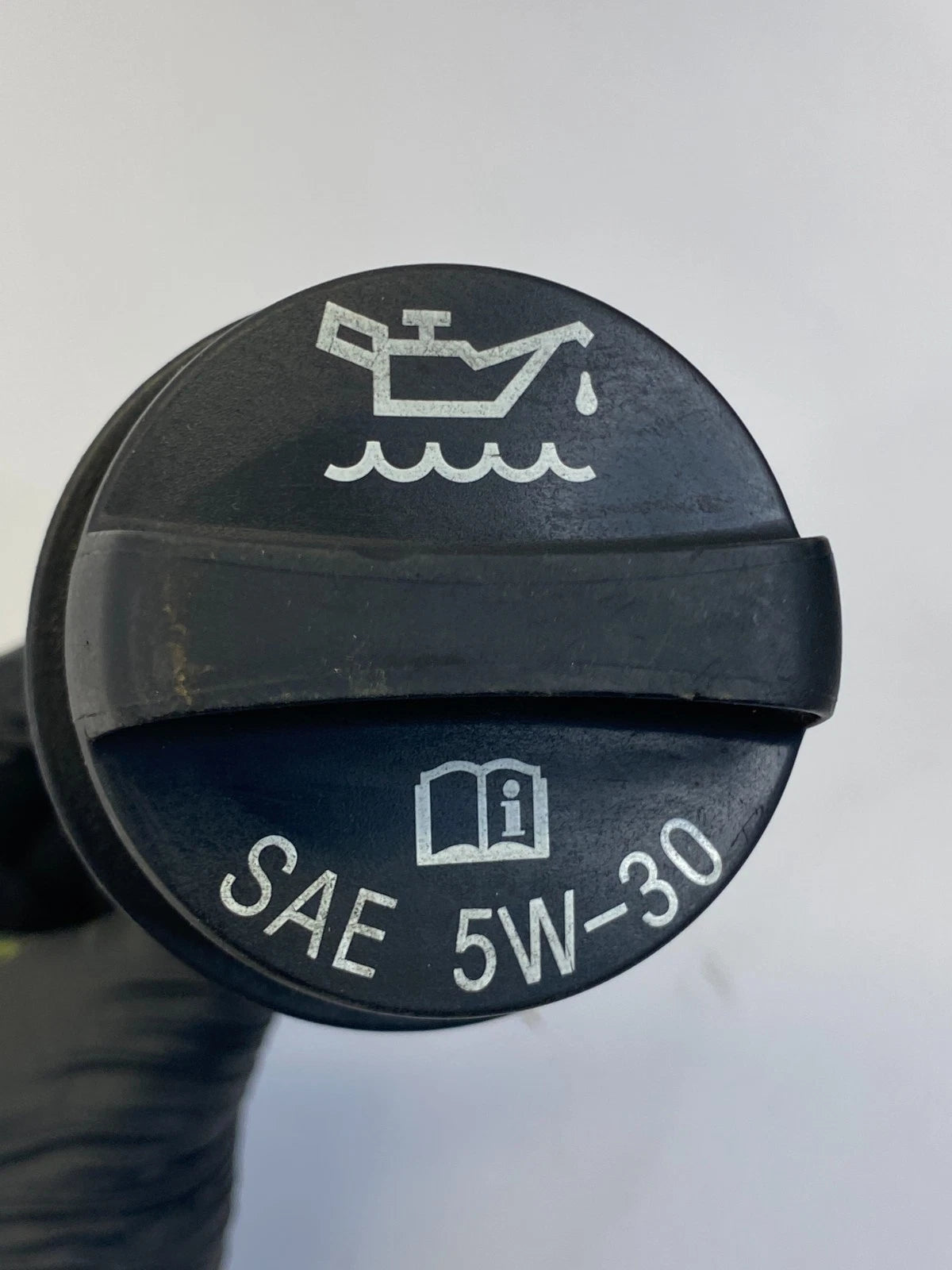 2006-2008 CHEVROLET HHR 2.2L ENGINE OIL FILLER CAP W/ NECK TUBE CAP OEM