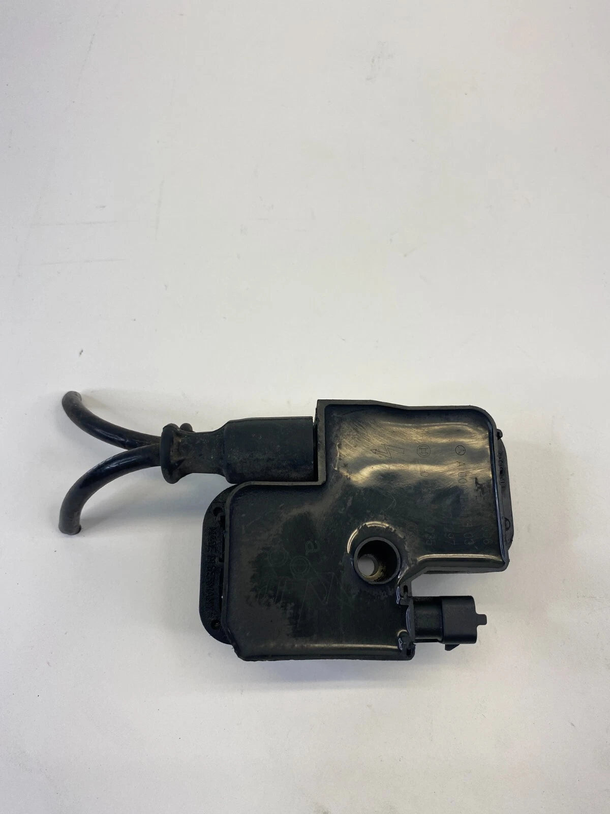 98-05 MERCEDES-BENZ E320 98-02 E430 3.2L ENGINE IGNITION COIL 0221503035 OEM