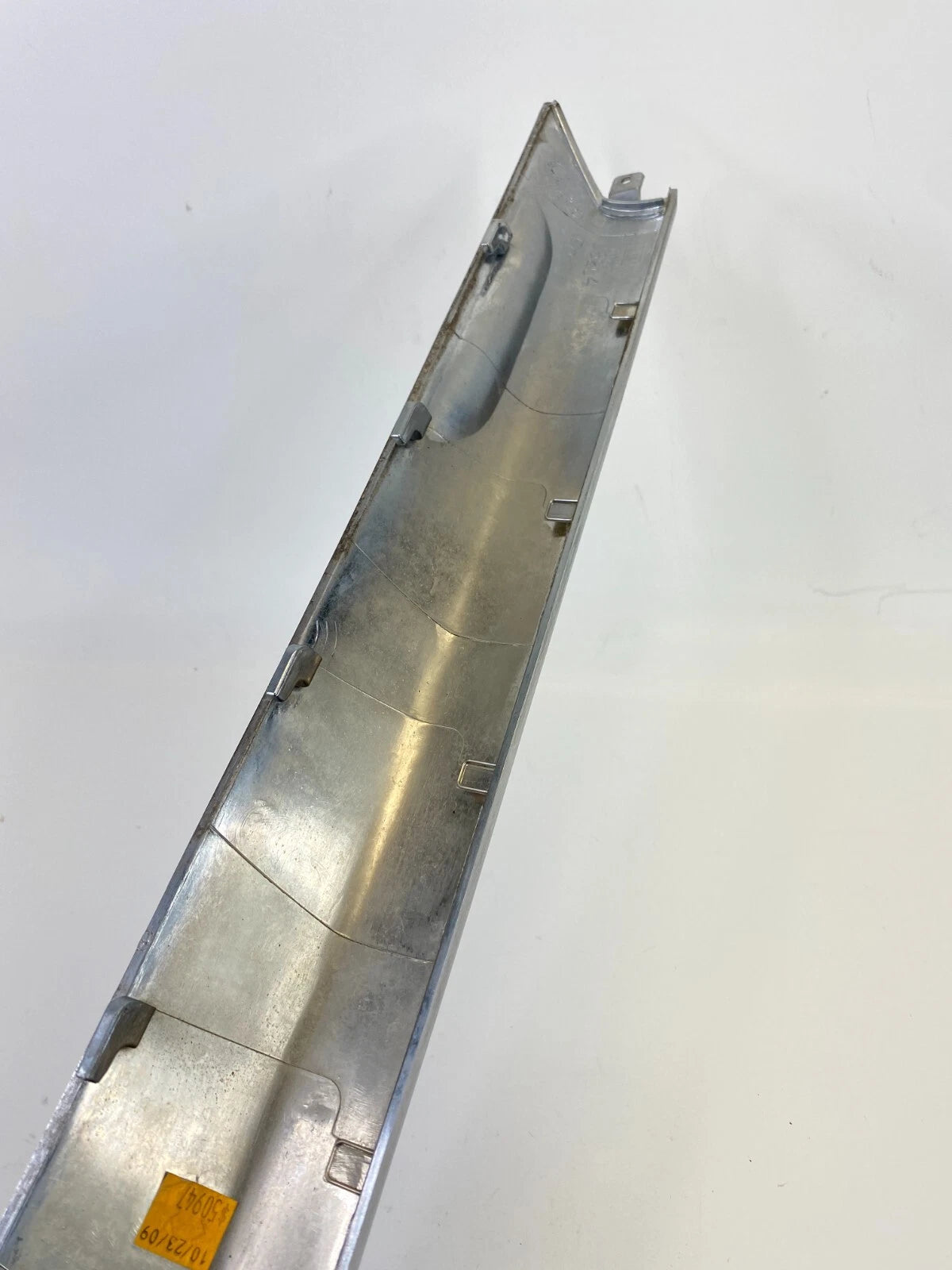 2008-2010 08-10 BUICK ENCLAVE ROOF RACK RAIL LUGGAGE RAIL COVER RIGHT SIDE OEM