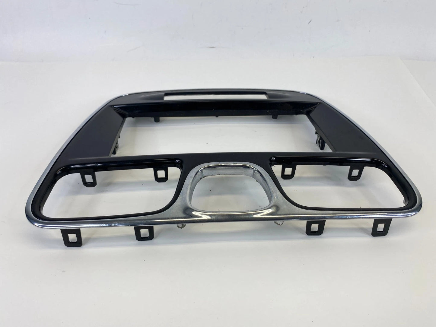 2011-2014 CHRYSLER 200 CENTER DASH RADIO CLOCK & HAZARD SWITCH BEZEL TRIM OEM