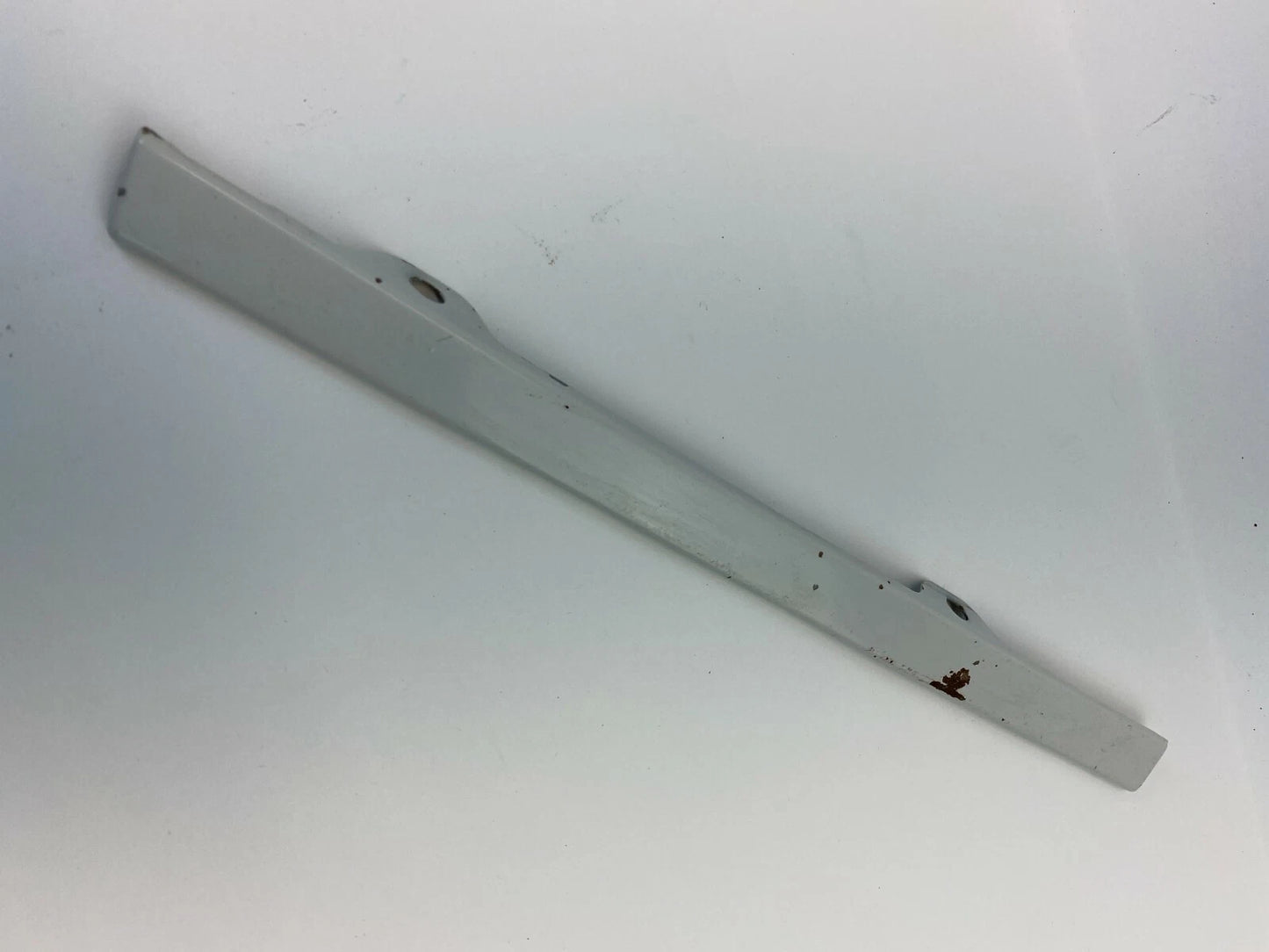 1995-1998 BMW 740IL FRONT RIGHT SIDE HEADLIGHT LAMP TRIM MOLDING PANEL OEM
