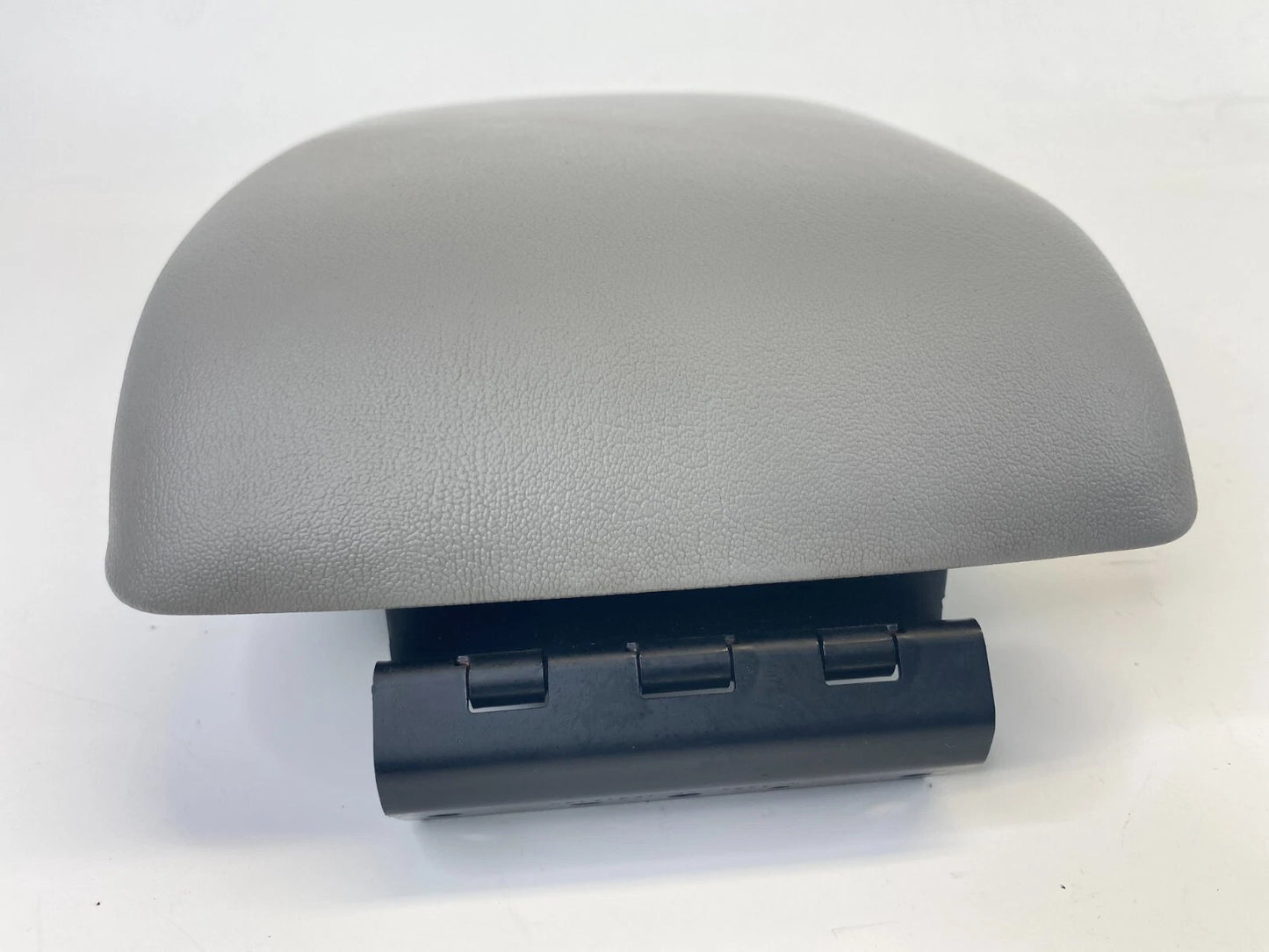 2007 2008 2009 SUZUKI XL-7 XL7 CENTER CONSOLE LID ARMREST ARM REST OEM
