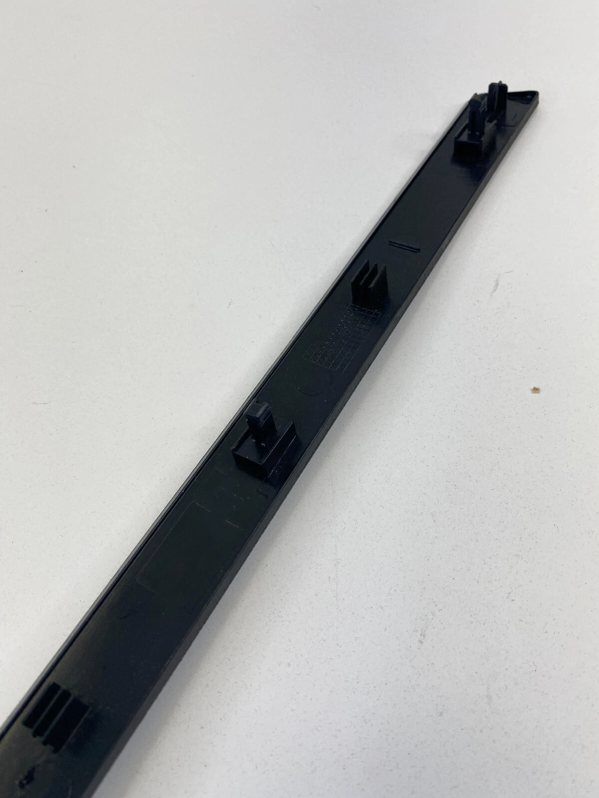 06-10 VW JETTA RH PASSENGER DASH PANEL OUTER MOLDING TRIM OEM FACTORY 1K1858529