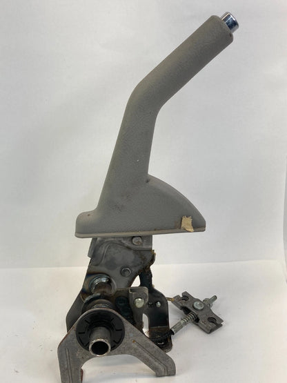 2007-2009 KIA SPECTRA EMERGENCY PARKING BRAKE HANDLE LEVER CONTROL CONSOLE OEM