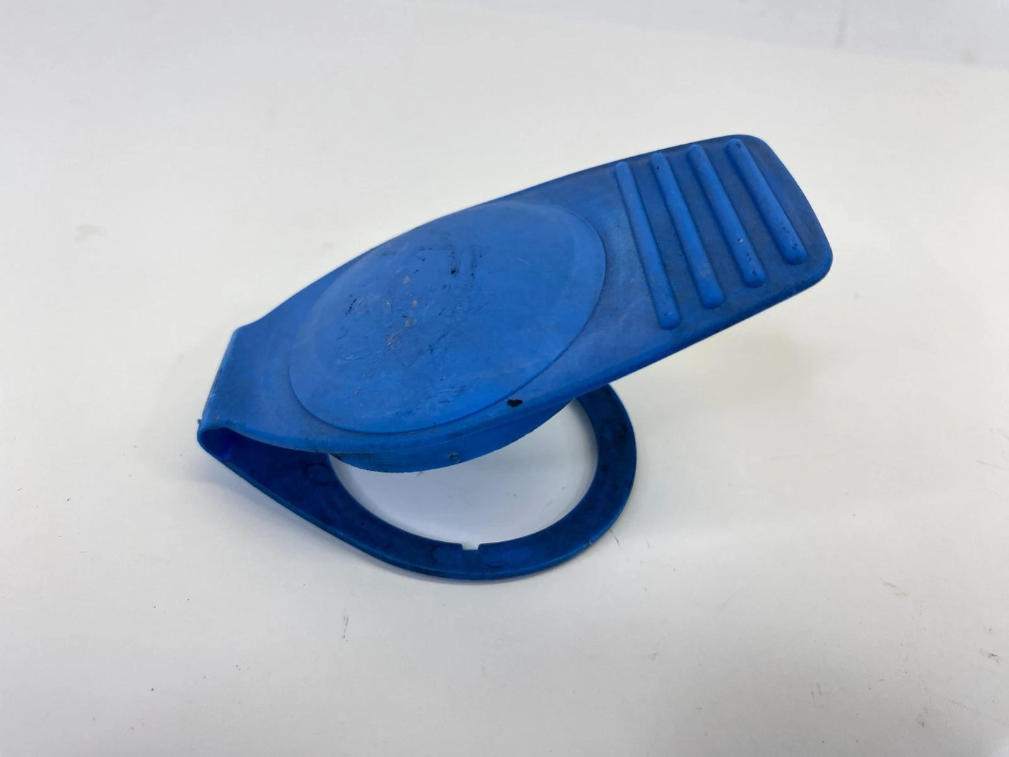 1998-2010 VOLKSWAGEN BETTLE RESERVOIR FLUID WASHER CAP COVER LID 8D0955455 OEM