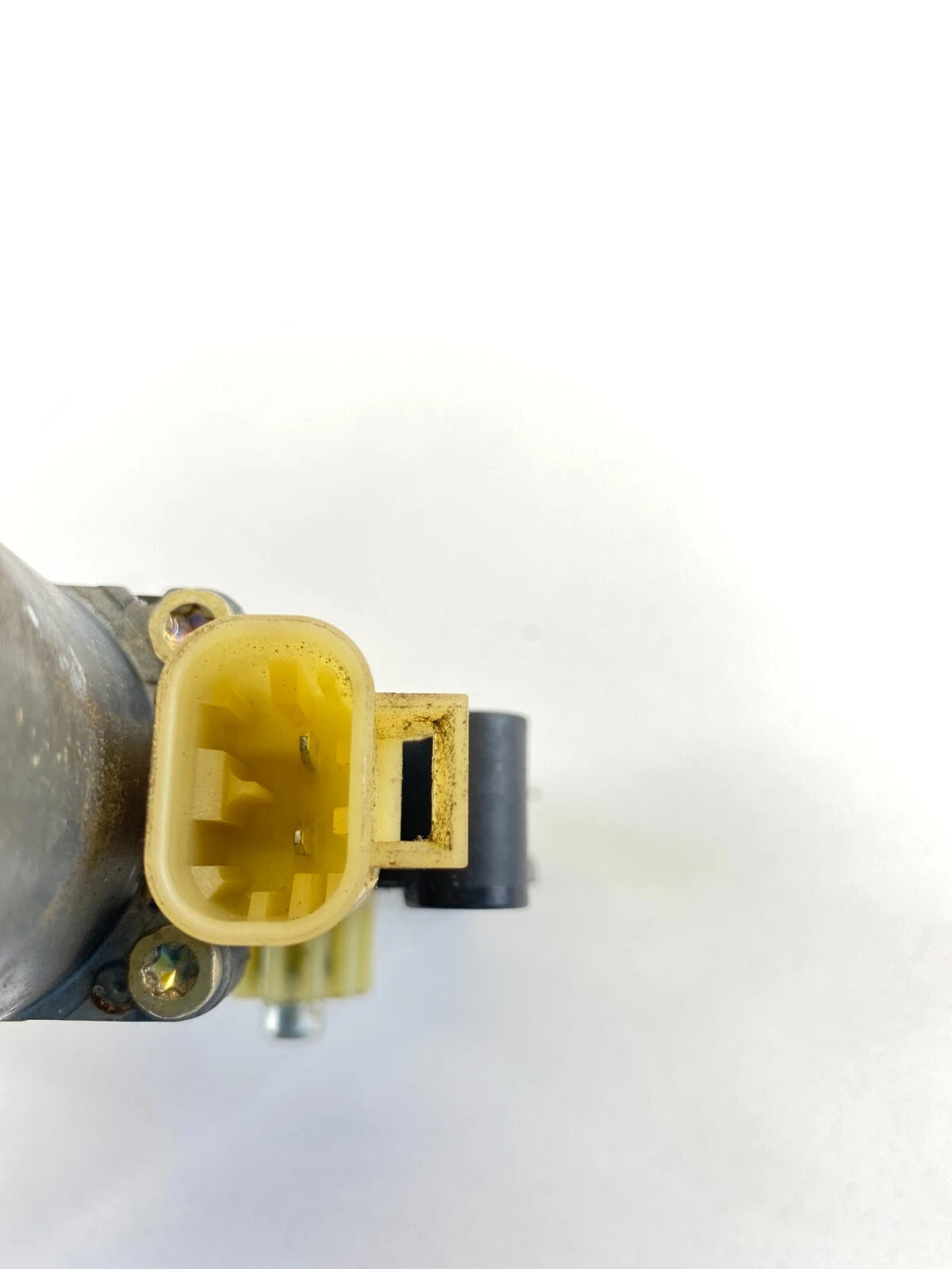 2000-2005 CHEVROLET IMPALA FRONT RIGHT SIDE DOOR POWER WINDOW MOTOR CM090940B