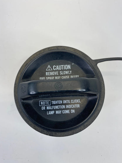 2001-2003 LEXUS RX300 FUEL FILLER GAS TANK CAP W/ TETHER STRAP UNIT OEM FACTORY