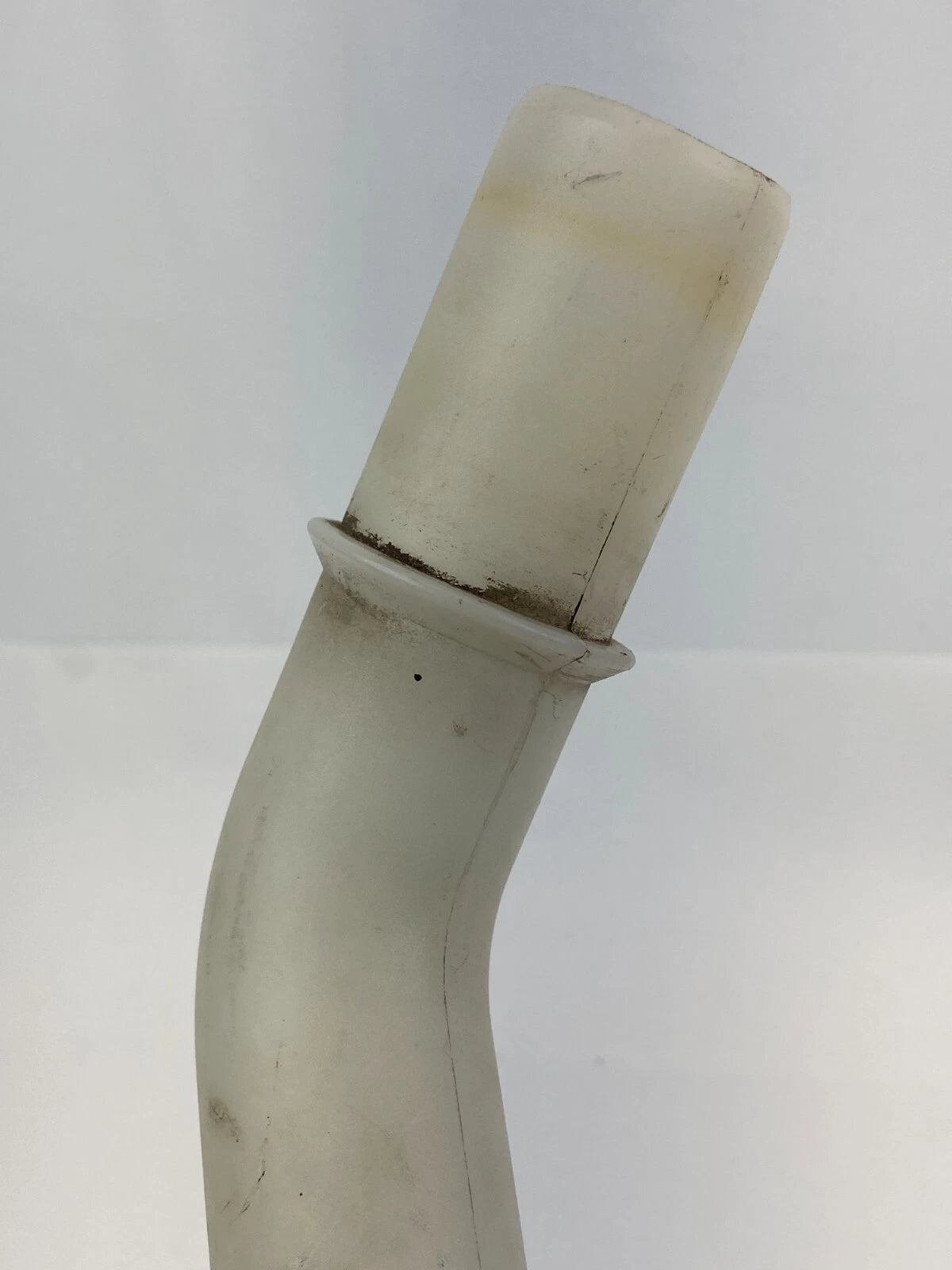 2006-2008 HYUNDAI ACCENT SEDAN WINDSHIELD WIPER WASHER FILLER TUBE PIPE OEM