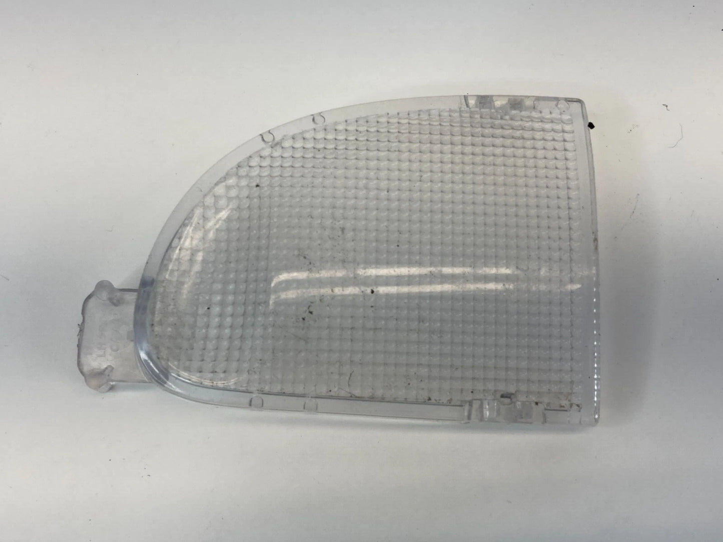 2005 2006 2007 2008 2009 SAAB 9-7X OVERHEAD CONSOLE LAMP LIGHT LENS LEFT SIDE