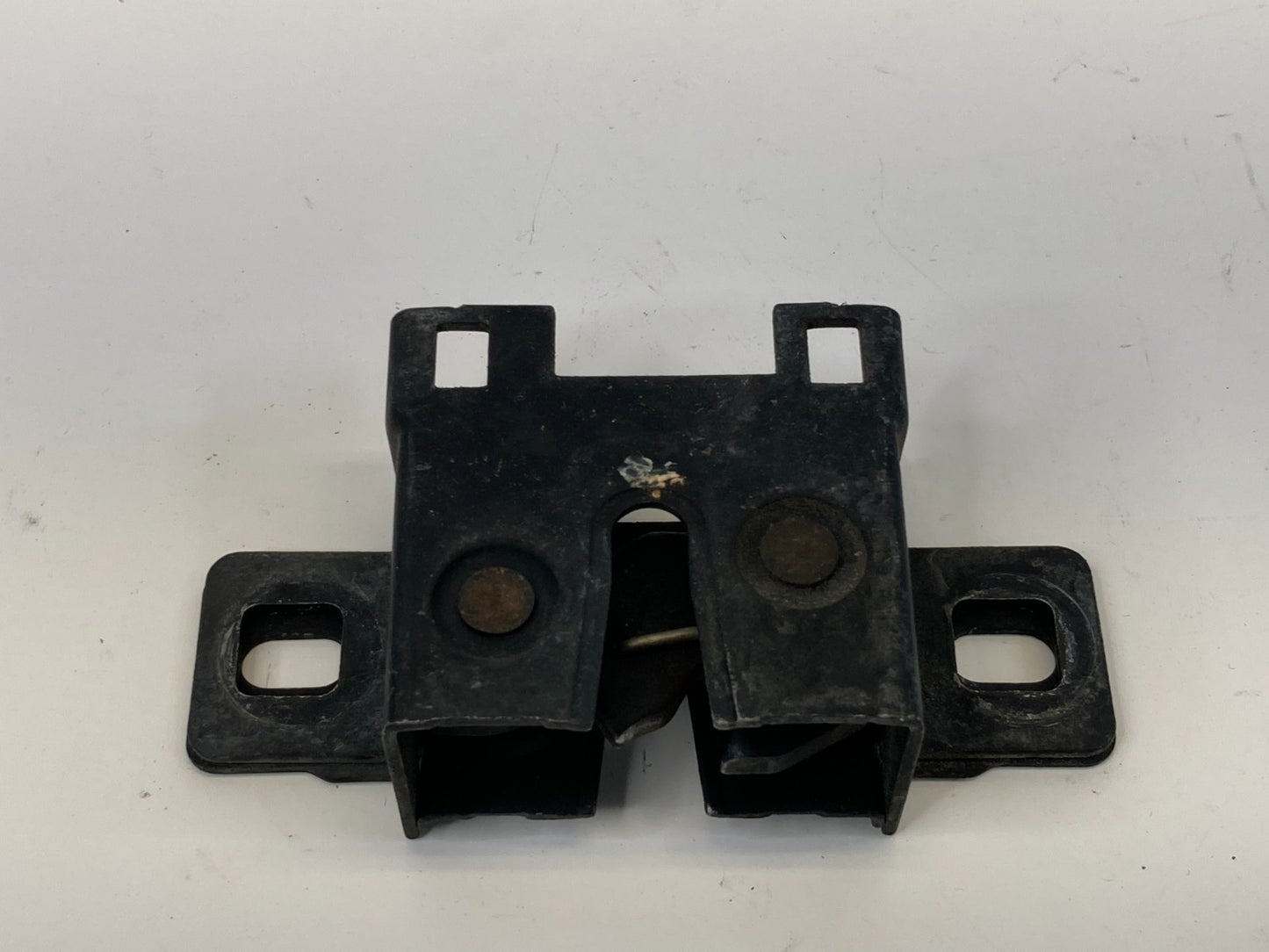 2008-2012 Land Rover LR2 Front Hood Lock Latch Release Actuator OEM