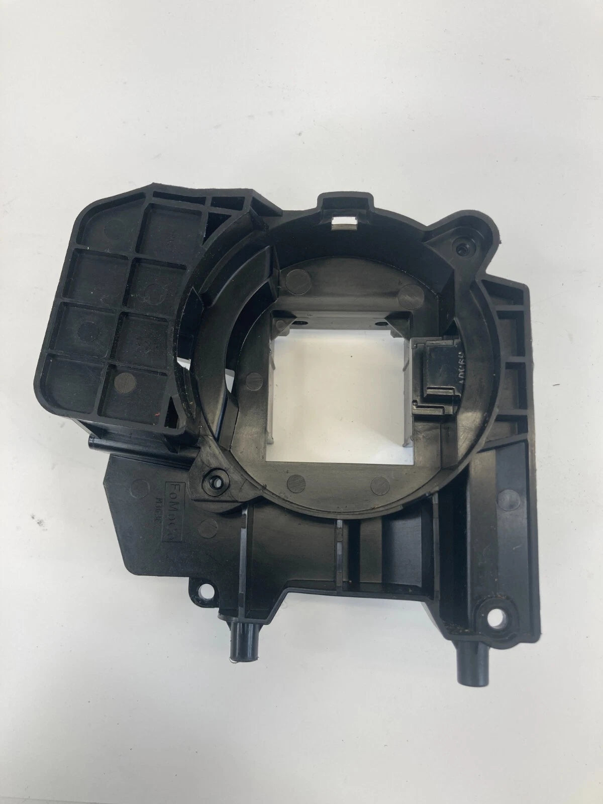 09-10 FORD FLEX STEERING COLUMN COMBINATION SWITCH HOUSING COVER 8A4T-14B522-BFW