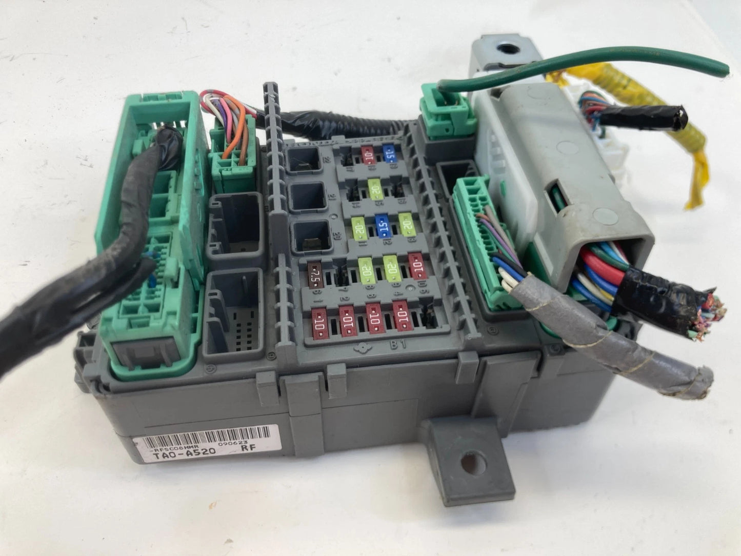 2008-2010 HONDA ACCORD EX-L 3.5L A/T DASH INTERIOR FUSE RELAY BOX TA0-A52 OEM