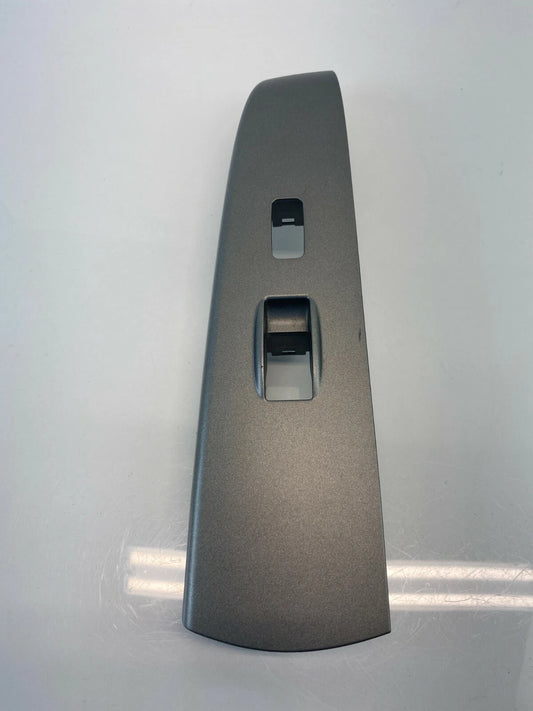 2004-2009 TOYOTA PRIUS FRONT RIGHT PASSENGER WINDOW SWITCH BEZEL OEM 7423147090