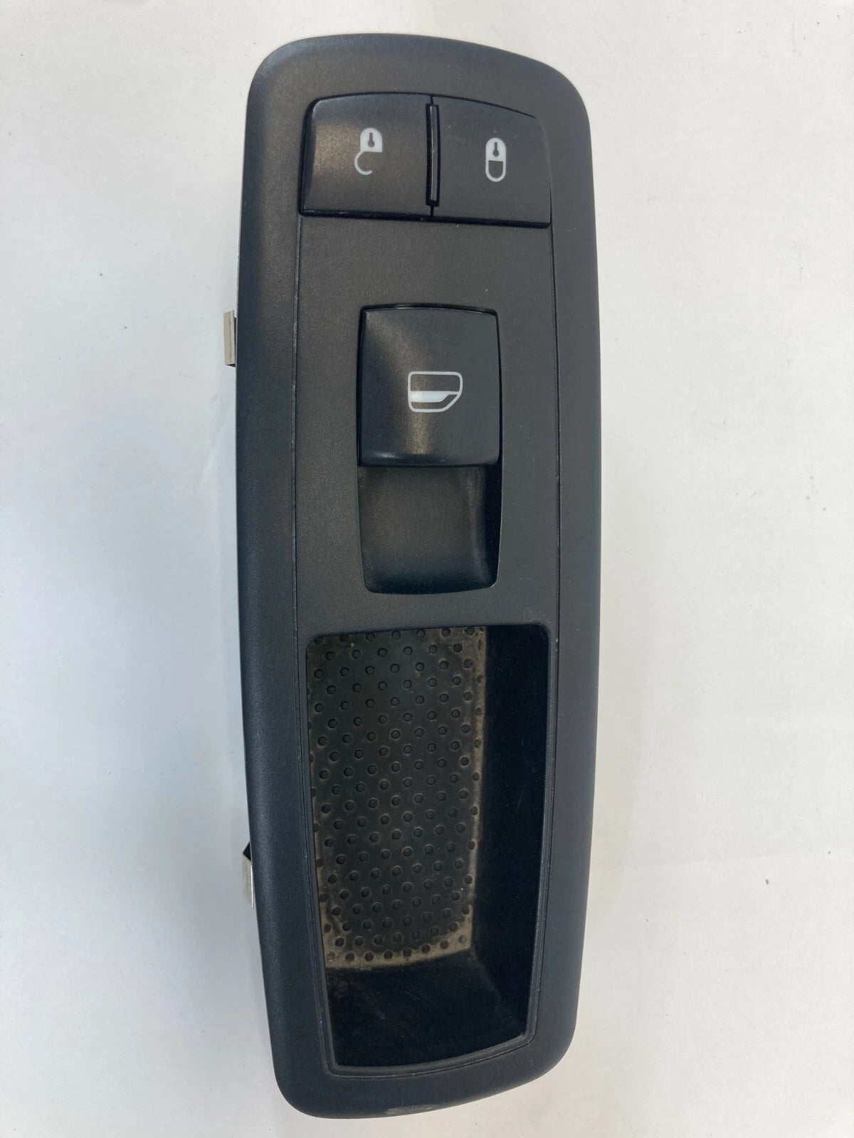 2008 2009 CHRYSLER TOWN & COUNTRY FRONT RIGHT DOOR WINDOW SWITCH 68029178AB OEM