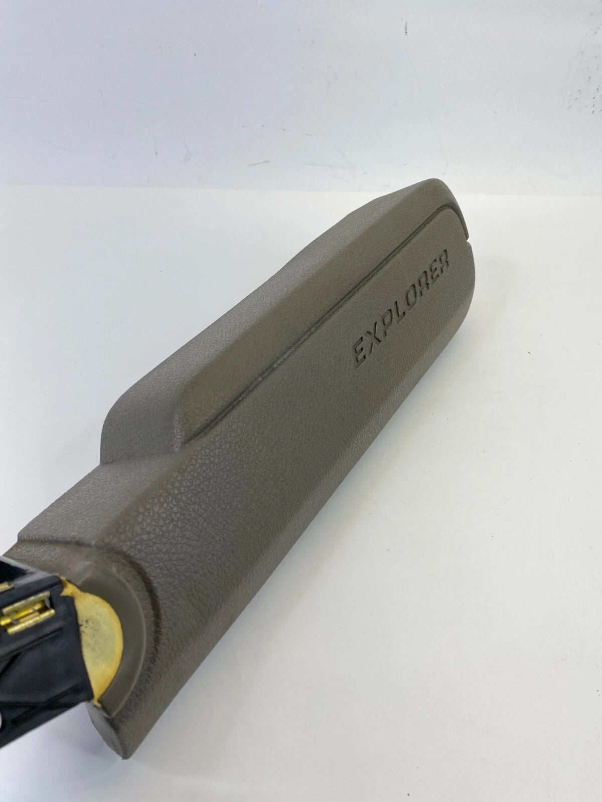 06-10 FORD EXPLORER FRONT RIGHT SIDE INNER DOOR ARMREST ARM REST PAD 6L247823942