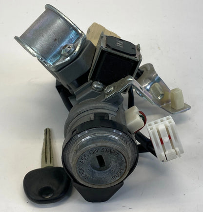 2010-2013 KIA FORTE AUTOMATIC TRANS IGNITION SWITCH LOCK CYLINDER W KEY OEM