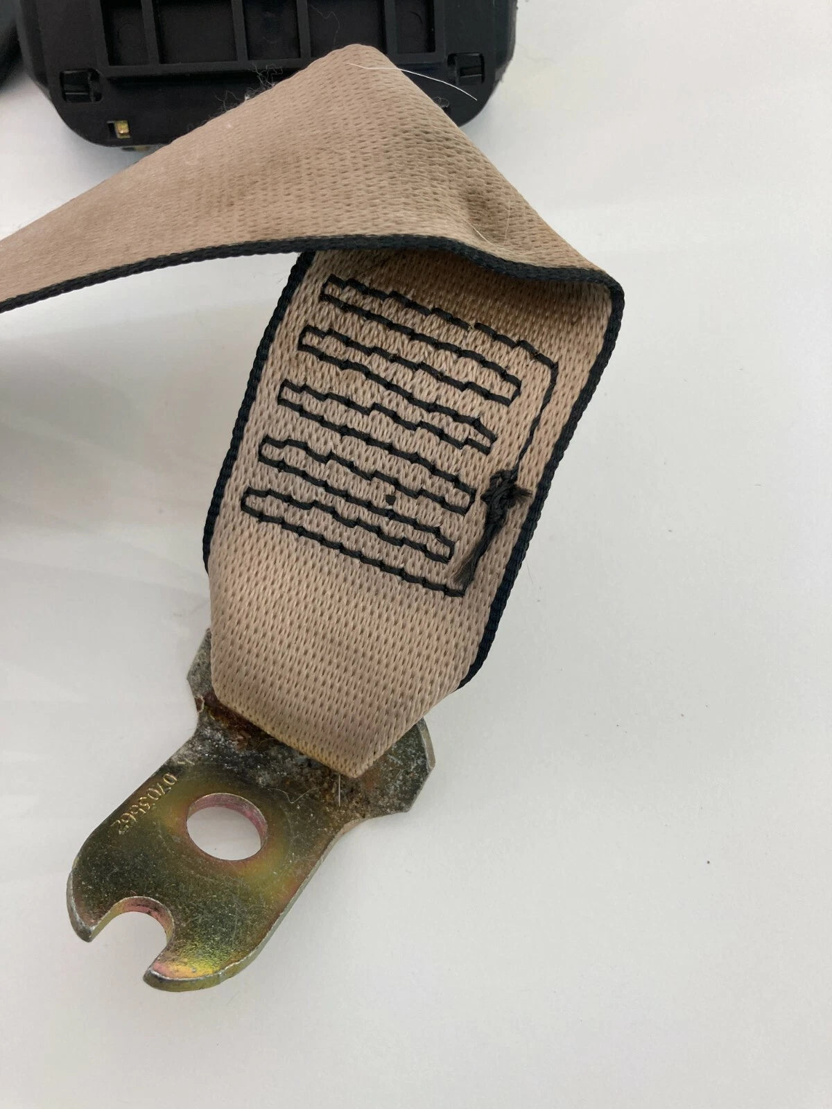 1995-2001 BMW 740I 740IL REAR LEFT SIDE SEAT BELT RETRACTOR PRETENSIONER 0707701